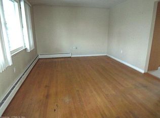 27 Clover St, Meriden, CT 06450