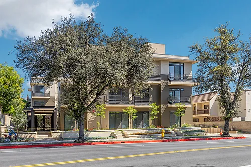 973 E Del Mar Blvd #201 Photo 1