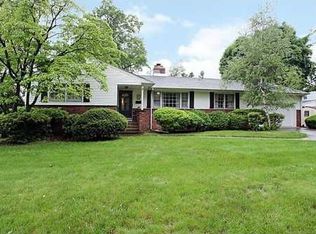 18 Elm Pl, Milltown, NJ 08850
