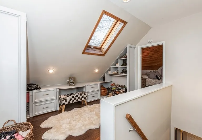2436 Mountain Ave — Photo 9