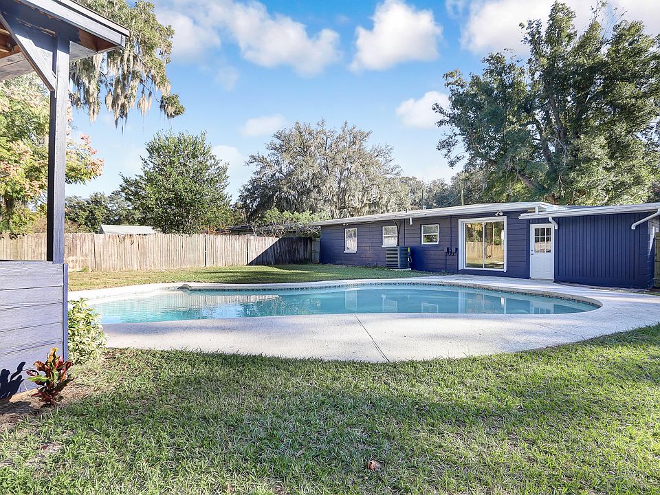 1st image of 5463 Allamanda Dr