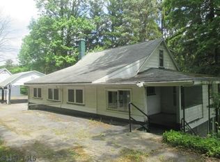 1162 Grazierville Rd, Tyrone, PA 16686