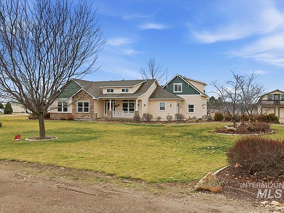 4th image of 24331 Cowboy Ln