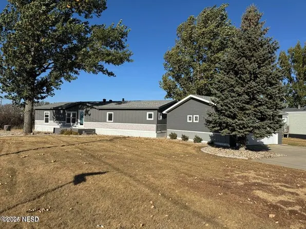 1905 2nd St SW, Watertown, SD 57201