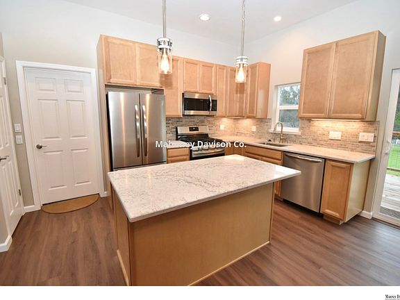 5th image of 10681 Minnesota Ave #B