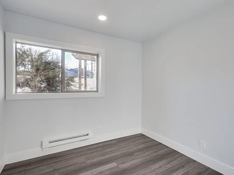998 W Beaver Creek Blvd #103 — Photo 5