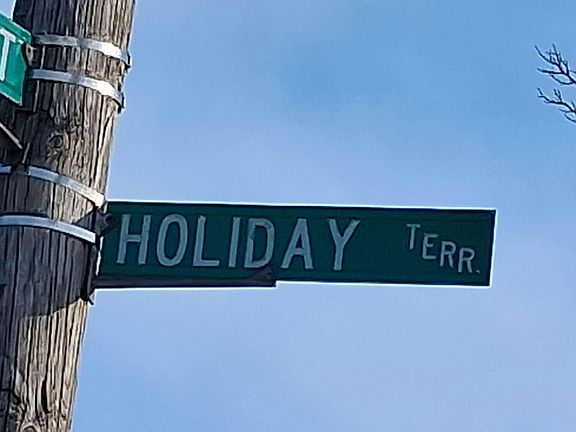 5th image of 2303 Holiday Ter APT 44