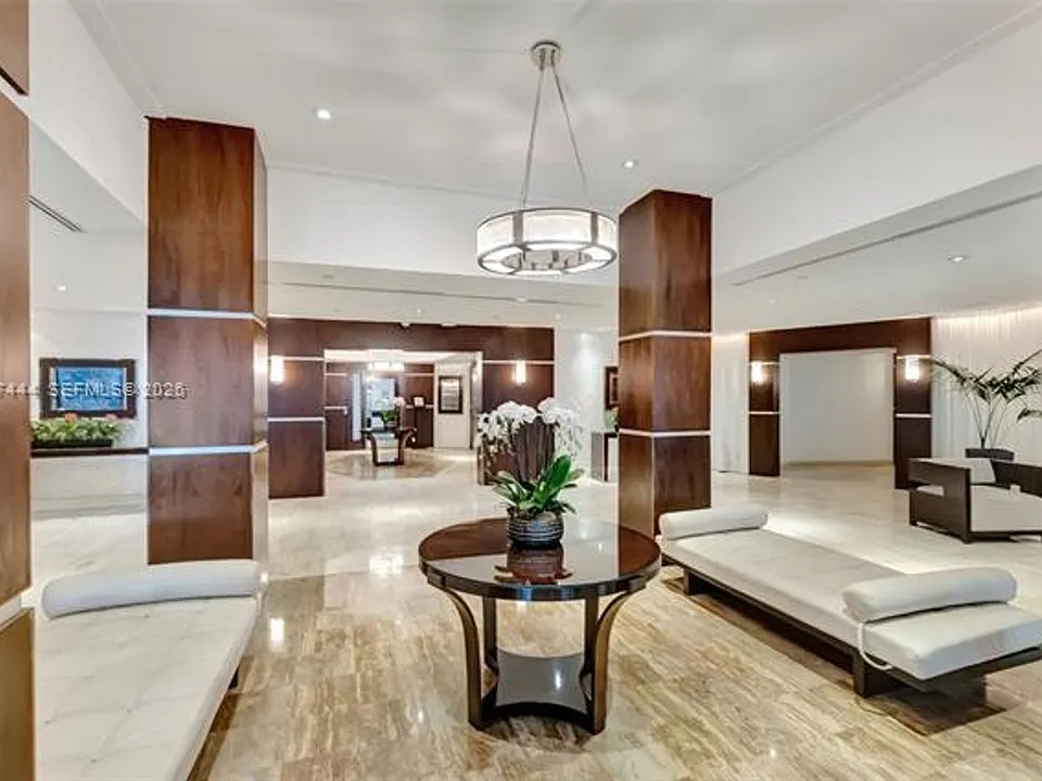 2451 Brickell Ave #CU-12G