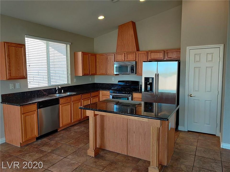 1st image of 540 Moses Lake Ct