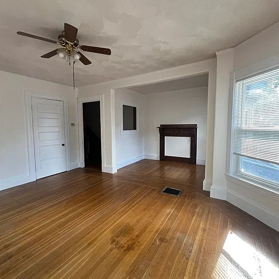 115 Upham St #2 — Photo 6