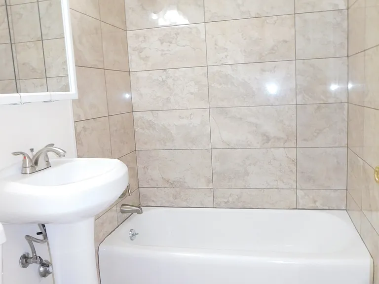 924 Hinman Ave #2C — Photo 7