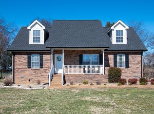105 Heritage Dr, Portland, TN 37148
