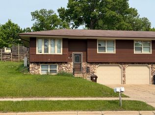 613 12th Ave S, Onalaska, WI 54650