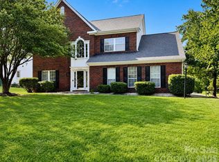 6102 Tesh Ct, Charlotte, NC 28269