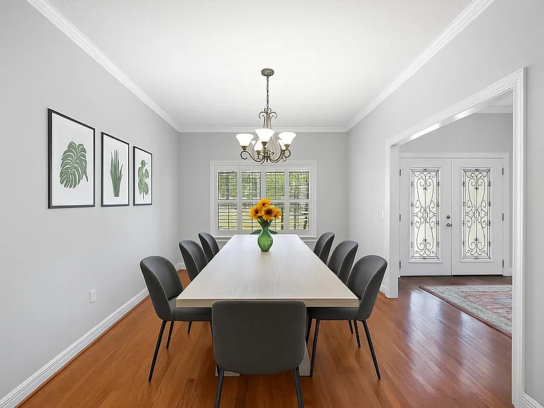 926 Cordova Blvd NE — Photo 8