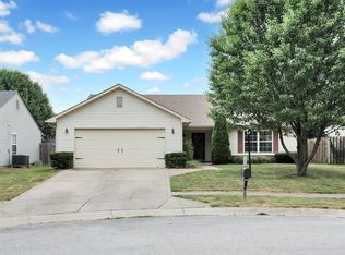 8211 Crosser Dr, Indianapolis, IN 46237