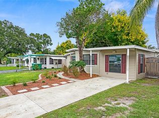 11649 106th St, Largo, FL 33773