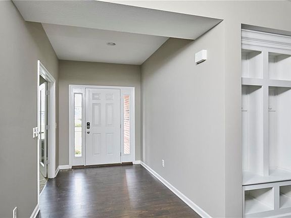 4th image of 6306 Curlew Ln