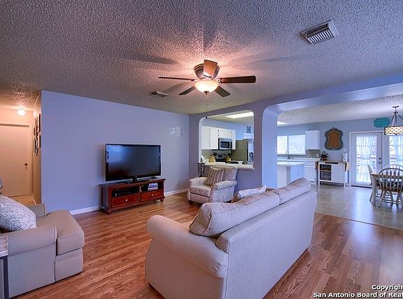 5th image of 9906 Kelton Dr