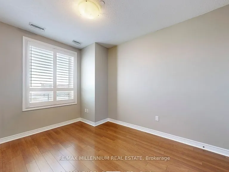 7400 Markham Rd #618 — Photo 9