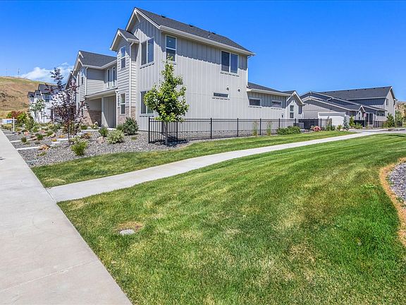 3rd image of 5650 W Elk Trail St