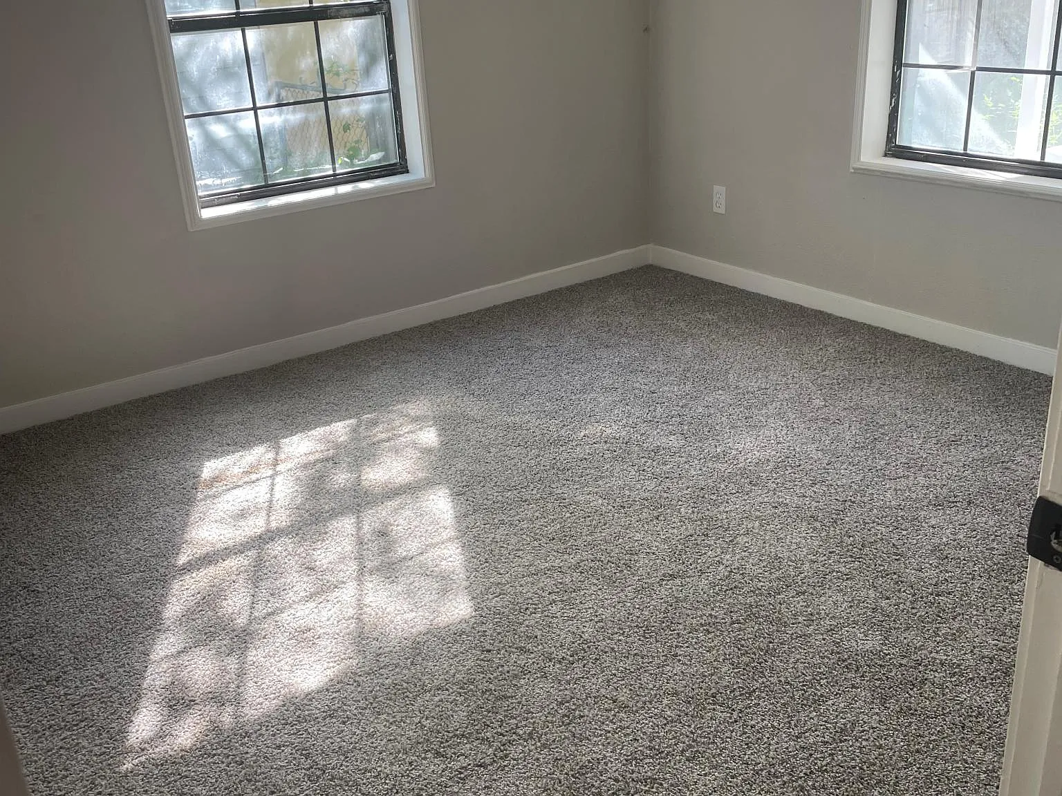 3 bed, 1586 sqft, $2,200 — Photo 1