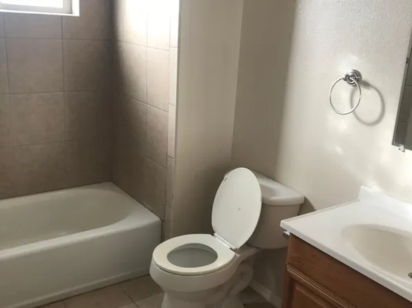 21637 Golden Star Blvd APT C, Tehachapi, CA 93561