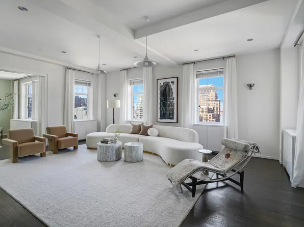 465 West 23rd Street 19A image 1 of 23
