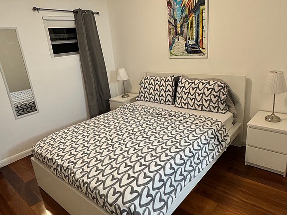 4th image of 1560 Pennsylvania Ave APT 215