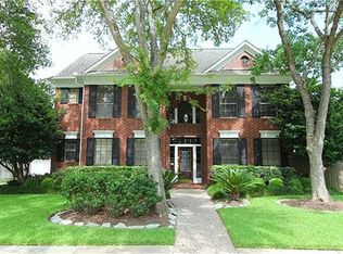 16023 Greenwood Pines Dr, Houston, TX 77062