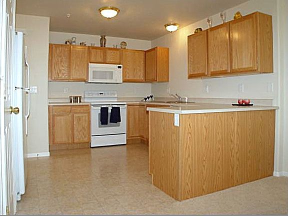 Spacious Kitchen