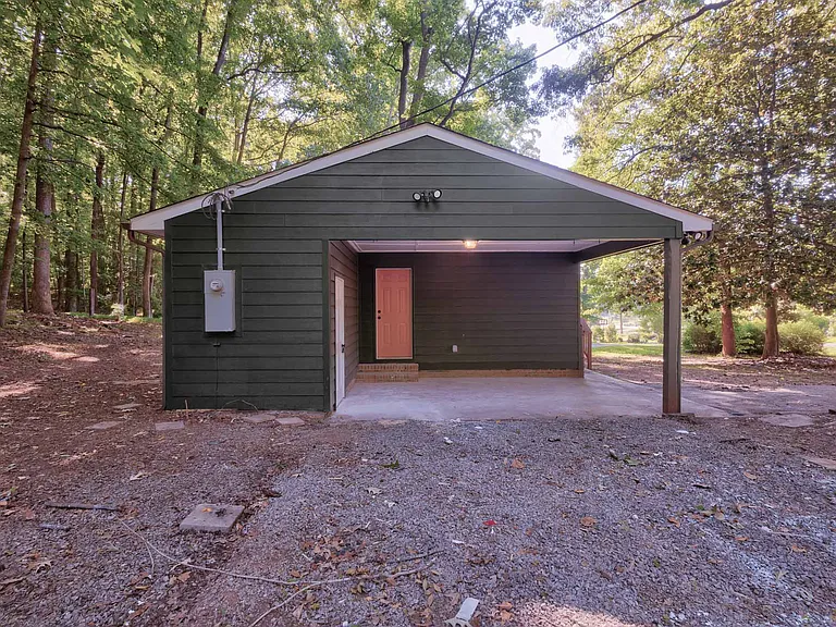 2832 Oak Ridge Ct — Photo 21