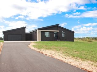 260 Huntington Ln, Sparta, TN 38583