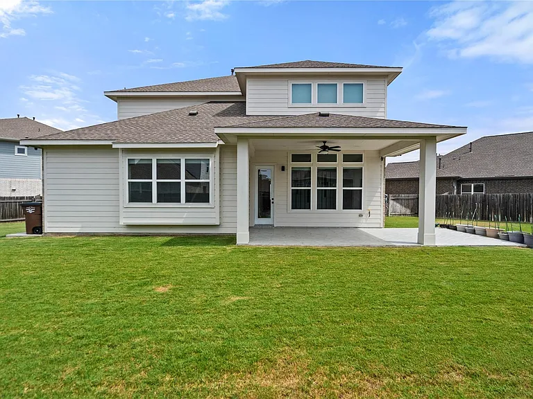 20700 Matts Cv — Photo 38