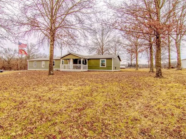 19418 S Sherwood Rd, Pleasant Hill, MO 64080