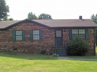 105 Karan Dr, Edmonton, KY 42129