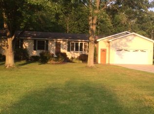 6875 Minnick Rd, Lockport, NY 14094