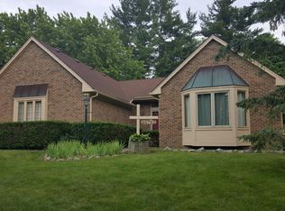 46793 Grasmere Rd, Northville, MI 48167