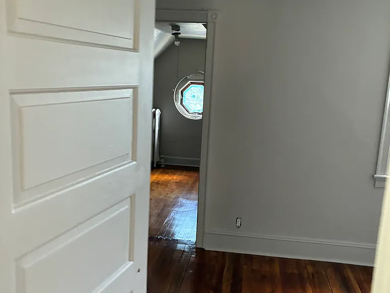 512 Ryers Ave — Photo 6