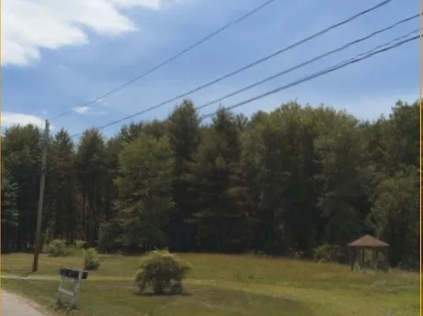 302 Plains Rd, Claremont, NH 03743