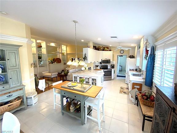 4th image of 7434 Emilia Ln