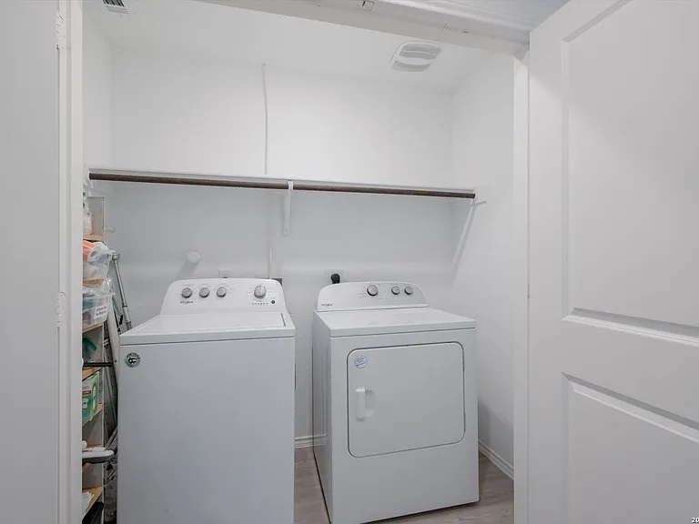 6422 Magee Run — Photo 16