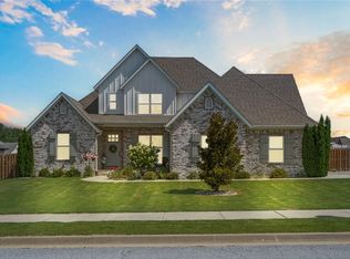 1711 Grace Pl, Bentonville, AR 72713