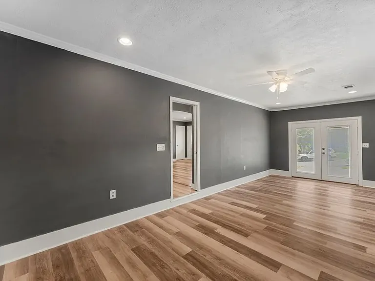 2525 Corineth Dr — Photo 7