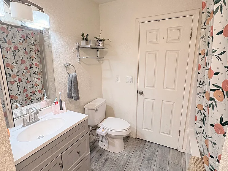 7801 N 44th Dr #1125 — Photo 6