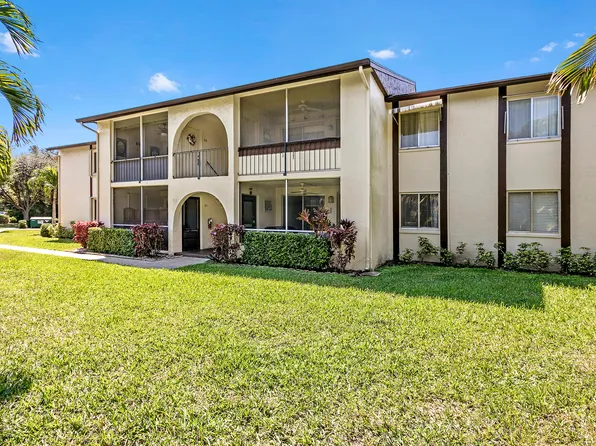 5927 La Pinata Boulevard #C-2, Greenacres, FL 33463