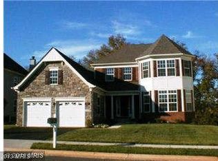 212 Strathmore Way E, Martinsburg, WV 25403