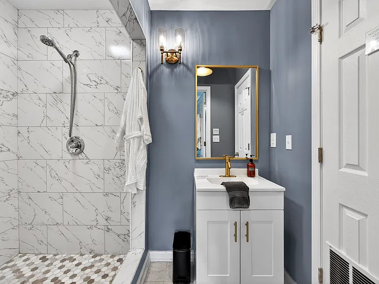 2020 Frank Ln SE — Photo 28