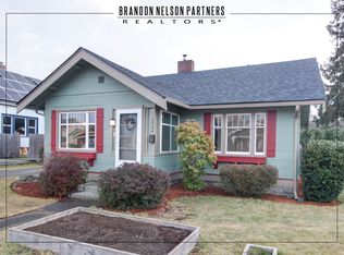 2704 Walnut St, Bellingham, WA 98225