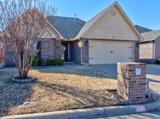 4210 S Willow Ave, Broken Arrow, OK 74011